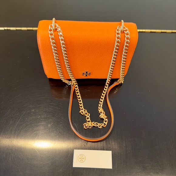 NWT Authentic Luxury Preppy Minimalist Tory Burch Carter Shrunken Shoulder Bag - Picture 6 of 16